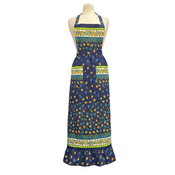 Vintage Full Length Apron with Pockets - Picture 3 of 11